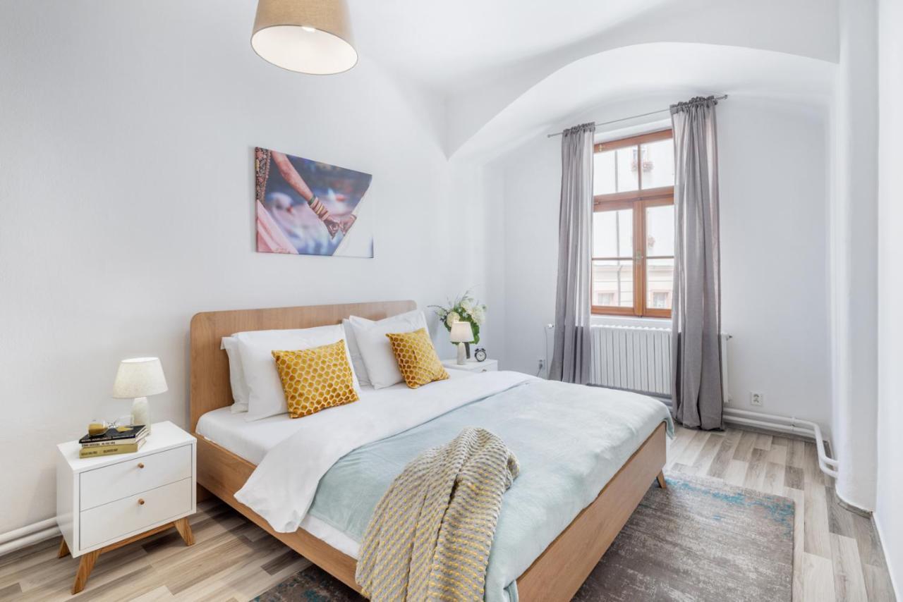 Wine & Bike City Tower Apartments Znojmo Extérieur photo
