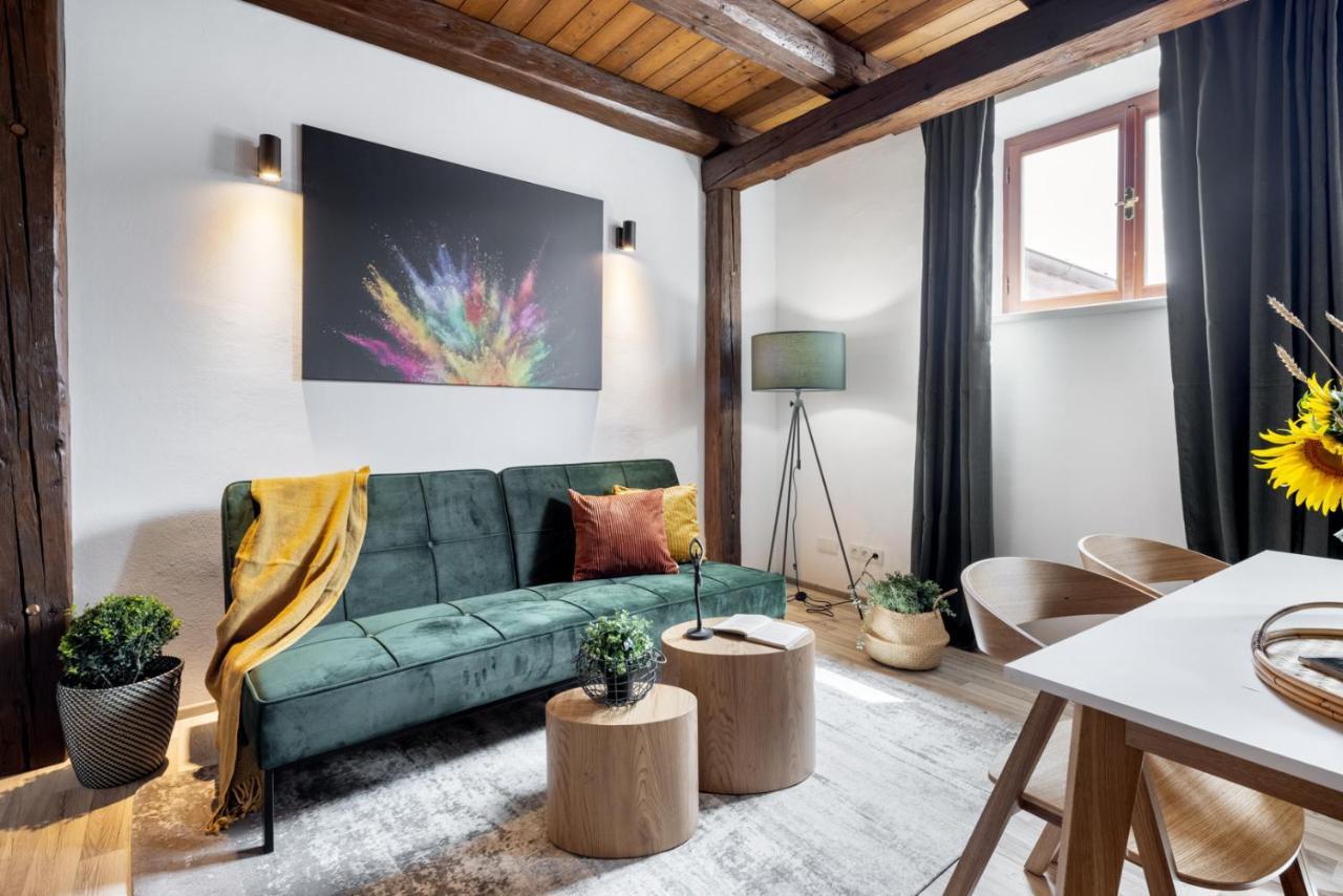 Wine & Bike City Tower Apartments Znojmo Extérieur photo