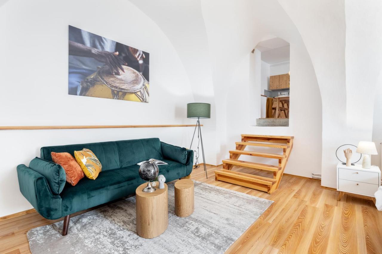 Wine & Bike City Tower Apartments Znojmo Extérieur photo